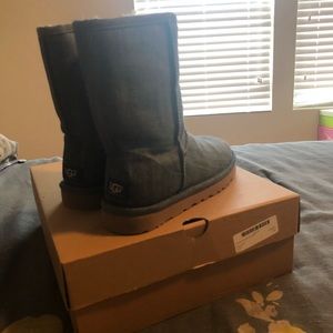 Jean Uggs